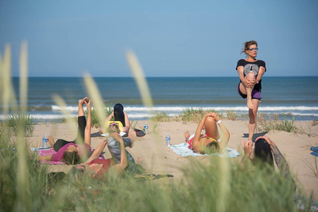 Yoga à la plage - Boyardville