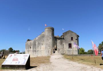 Château fort de la Fée Mélusine